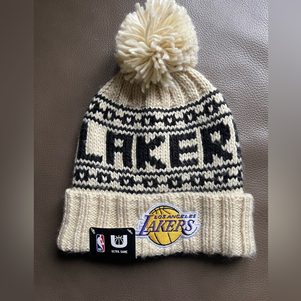 NWT NBA Lakers Beanie Hat